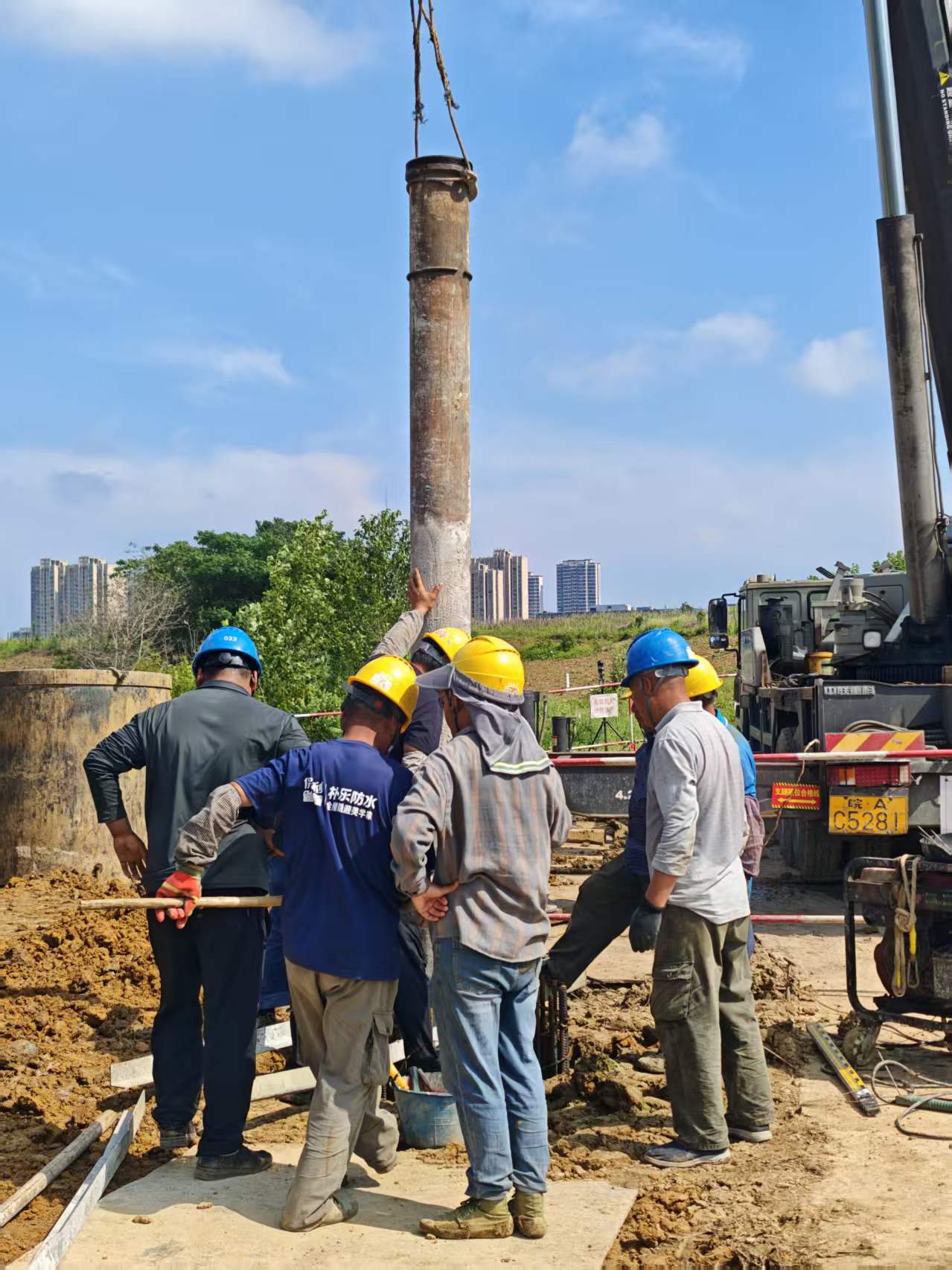 攻坚跨铁迁改 护航高铁建设 —— 新建沪宁合高铁跨铁迁改工程 6 月 30 日正式开工